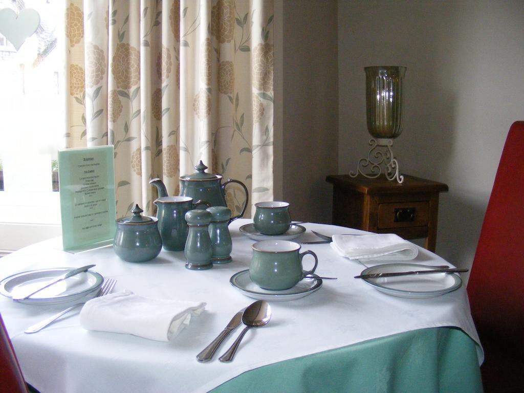 Birchleigh Guest House Grange-over-Sands Екстериор снимка